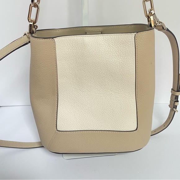 Kate Spade New York Lena Tan White Leather Colorblock Bucket Bag - Picture 7 of 13